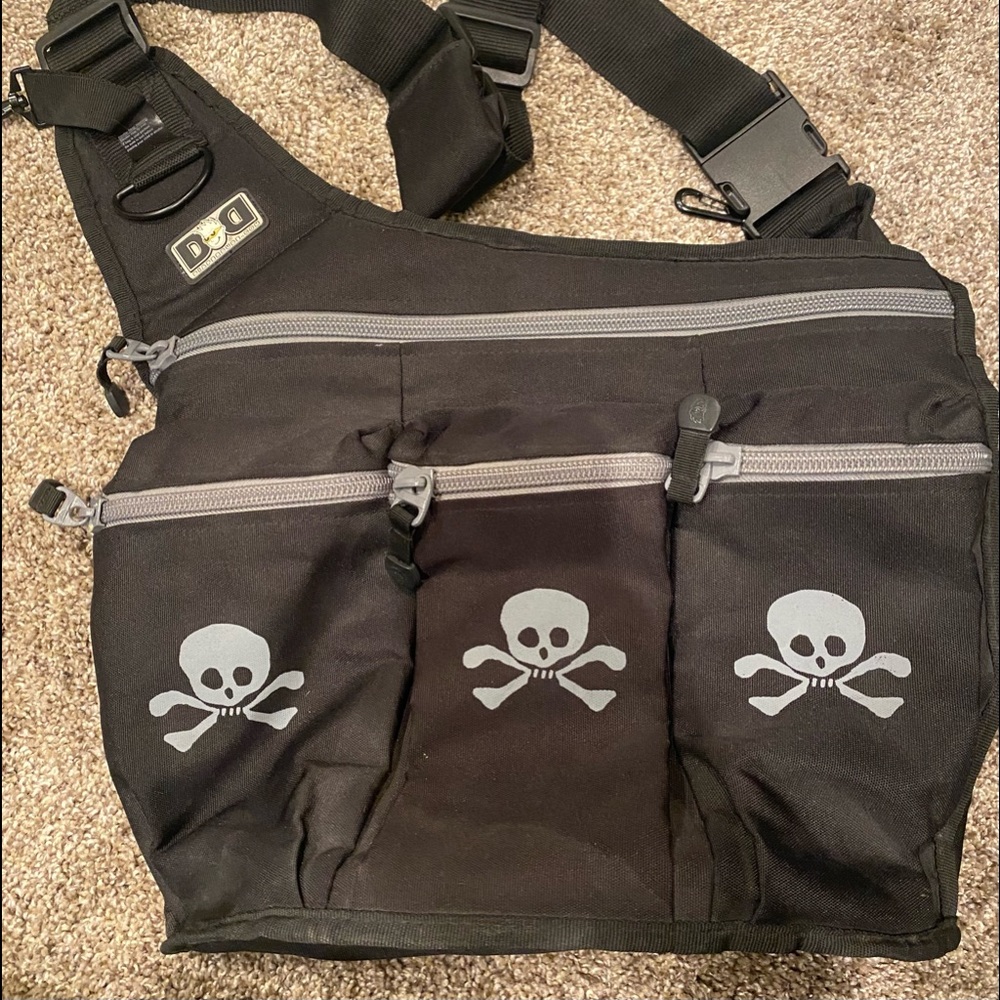 Diaper dude diaper bag for dads